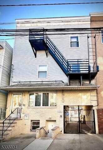 100 Nichols St, Newark, NJ 07105