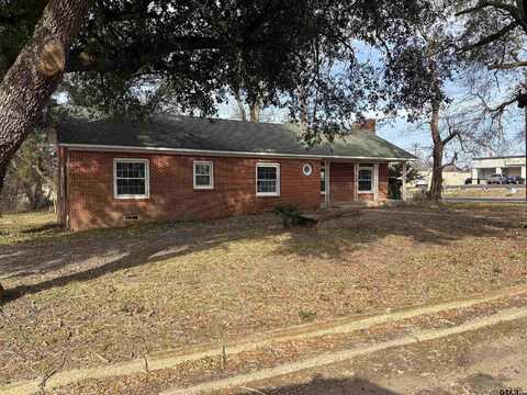 102 FRONT ST, Overton, TX 75684