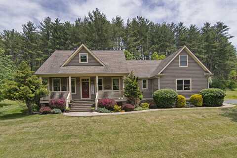382 Bearclaw Ln, Lewisburg, WV 24901