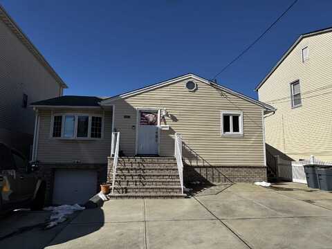 5207 GRAND AVE, North Bergen, NJ 07047