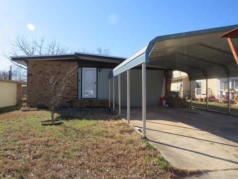 804 N. Vanderveer, Burnet, TX 78611