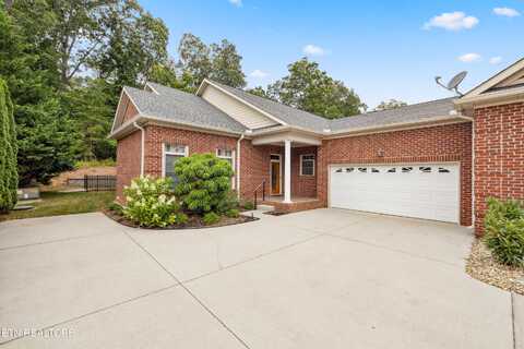 2203 Mountain Drive, Lenoir City, TN 37772