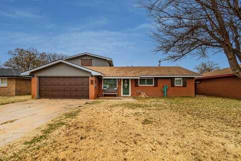 718 W Oak Street, Dimmitt, TX 79027