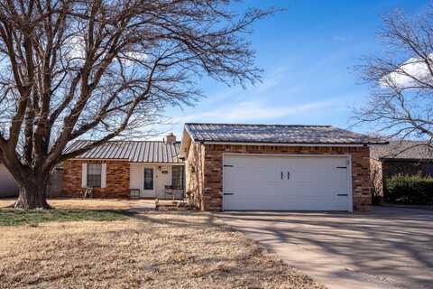 2803 Mesa Drive, Plainview, TX 79072