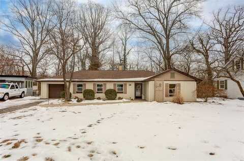 18 Woodland Court, Belleville, IL 62226