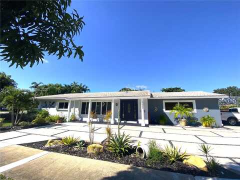 1600 Yale Dr, Hollywood, FL 33021