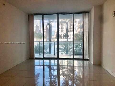 79 SW 12th St, Miami, FL 33130
