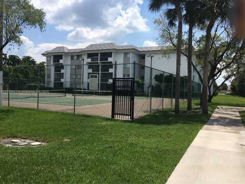 721 N Pine Island Rd, Plantation, FL 33324