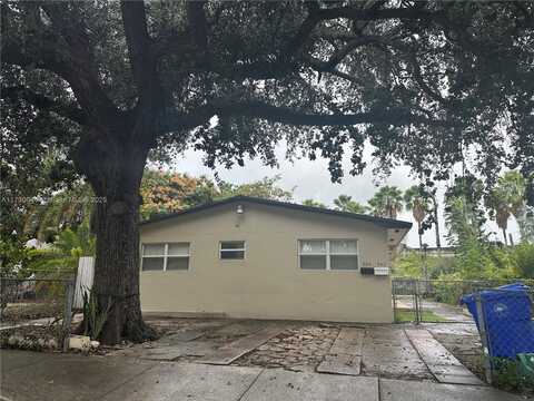280 NW 39th St, Miami, FL 33127