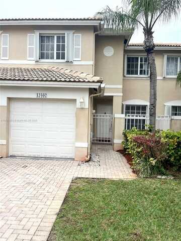 17092 NW 22nd St, Pembroke Pines, FL 33028