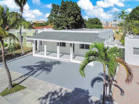 2273 SW 5 St, Miami, FL 33135