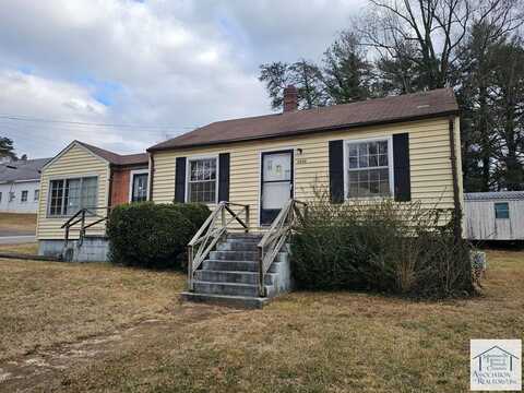 1733 Stultz Rd, Martinsville, VA 24112