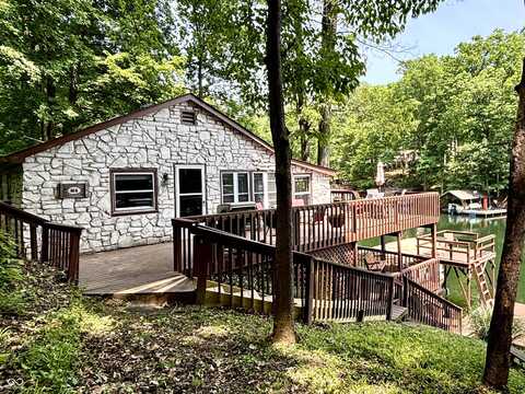 7018 Drum Drive, Nineveh, IN 46164