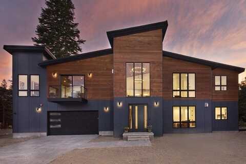 380 Pine St, Mammoth Lakes, CA 93546