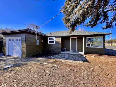 1405 SW 11th Street, Redmond, OR 97756