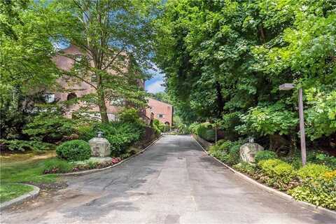 150 N Bedford Road, Chappaqua, NY 10514