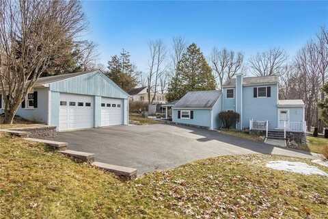 32 Juniper Drive, Mahopac, NY 10541