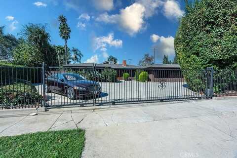 6255 Matilija Avenue, Van Nuys, CA 91401