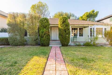 4817 Lennox Avenue, Sherman Oaks, CA 91423