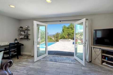 12666 Stone Canyon, Poway, CA 92064