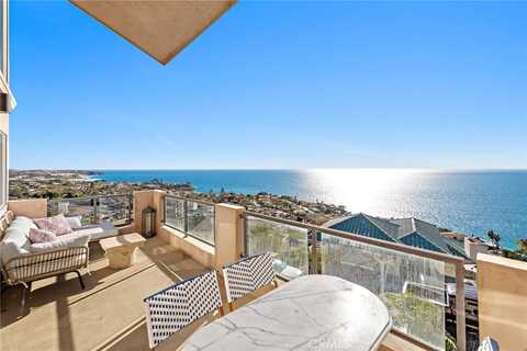 11 N Vista De Catalina, Laguna Beach, CA 92651