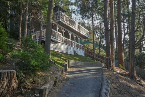 1003 Path Toll House, Crestline, CA 92325