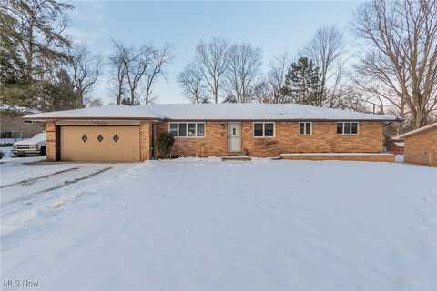 5176 West Park, North Olmsted, OH 44070