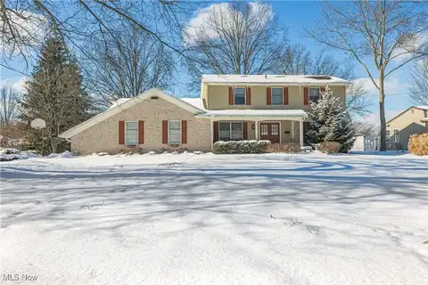 580 Blueberry Hill Drive, Canfield, OH 44406