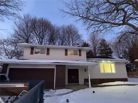 5570 Elm Hill Drive, Solon, OH 44139