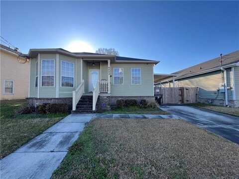 4842 PAULINE Drive, New Orleans, LA 70126