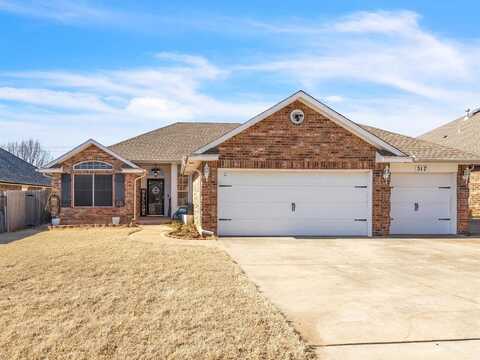 517 Allison Lane, Moore, OK 73160