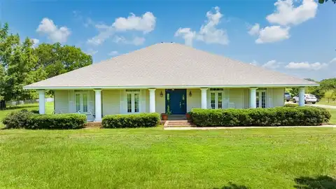 2060 FM 44 W, De Kalb, TX 75559