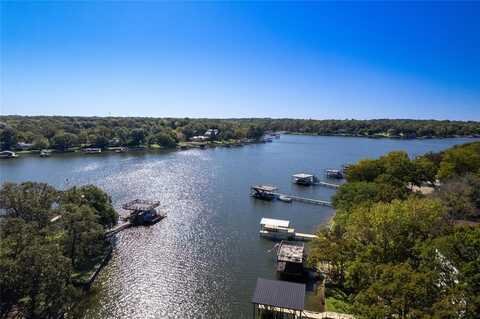 195 Lake Creek Drive, Mabank, TX 75156