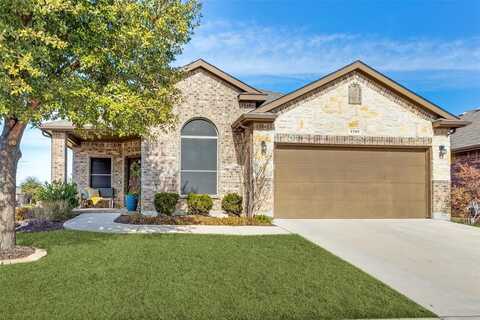 1701 Kachina Lodge Road, Fort Worth, TX 76131