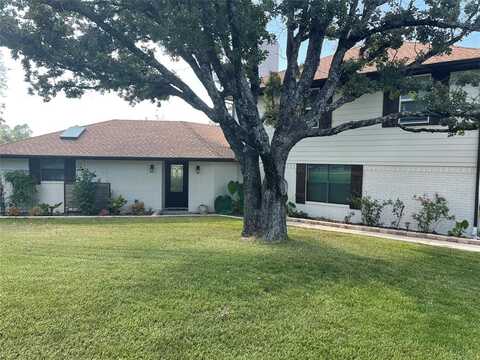 1346 Kiowa Drive E, Lake Kiowa, TX 76240