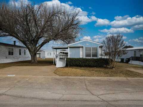 2909 Glen Vista Dr, Fort Worth, TX 76244