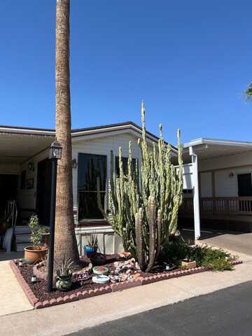 4860 E Main St, Mesa, AZ 85205