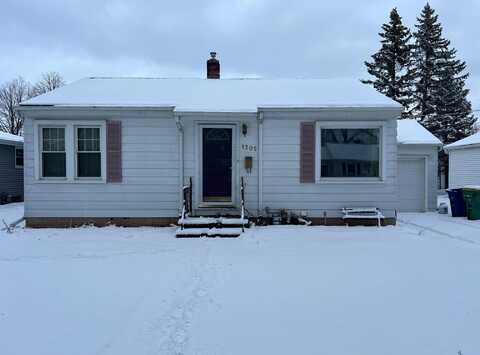 1205 NICOLET Avenue, GREEN BAY, WI 54304