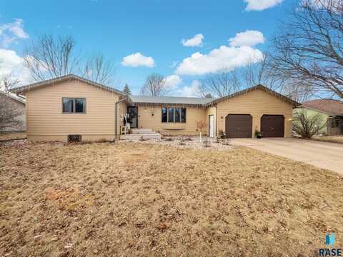 1109 N Connor Trl, Sioux Falls, SD 57103