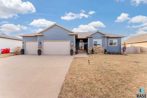 603 S Columbia St, Harrisburg, SD 57032