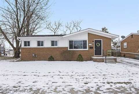 21506 LAKEBREEZE Street, Saint Clair Shores, MI 48082