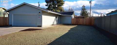 445 24TH ST, Springfield, OR 97477