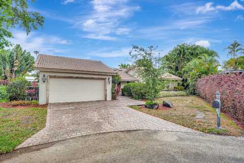 1040 SW 93rd Avenue, Plantation, FL 33324