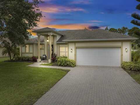 355 22nd Avenue SW, Vero Beach, FL 32962