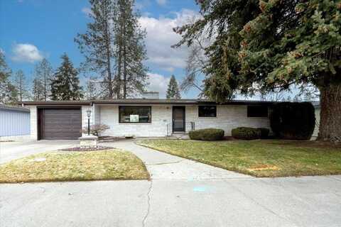 2829 W Houston Ave, Spokane, WA 99208