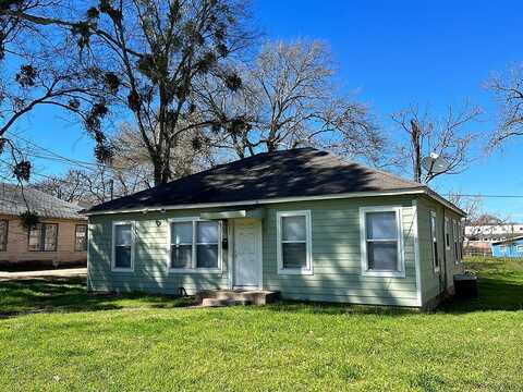 502 West Third Street, Brenham, TX 77833