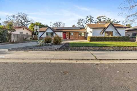 7709 Woodside Dr, Stockton, CA 95207