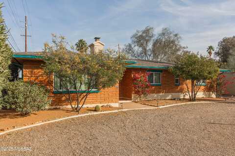 103 S Bryant Avenue, Tucson, AZ 85711