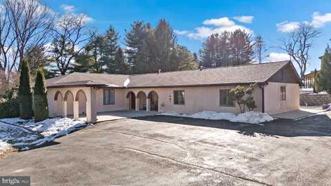 3088 SEISHOLTZVILLE ROAD, MACUNGIE, PA 18062