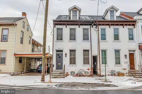 640 WALNUT STREET, LEBANON, PA 17042